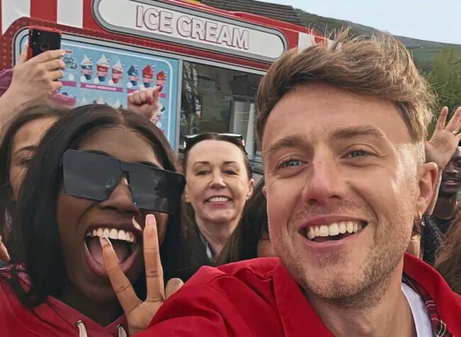 Vodaphone - Connecting You This Summer